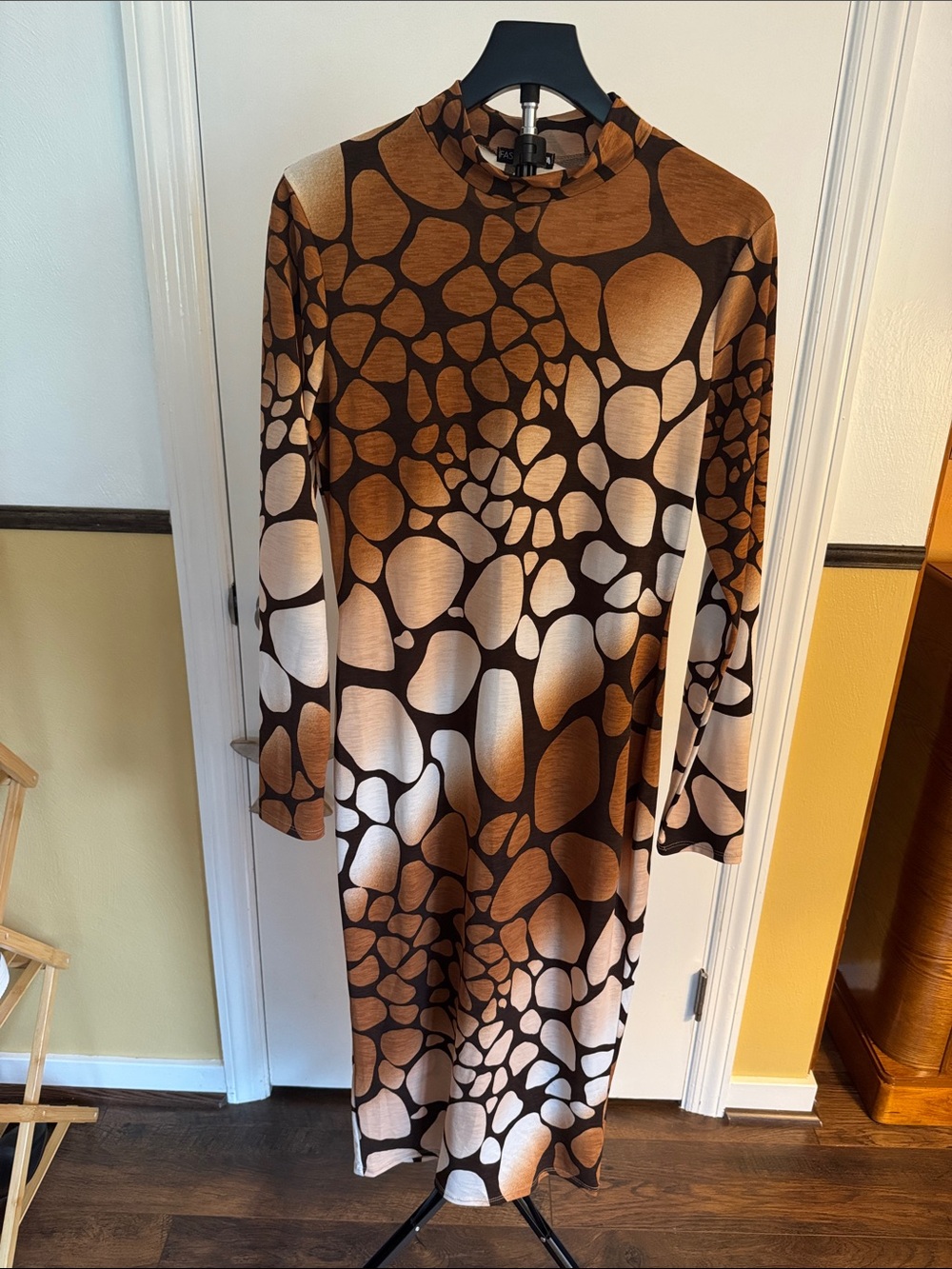 Women's Long Sleeve Brown Patterned Midi Dress
